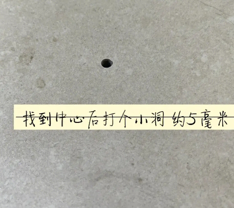 江北瓷砖空鼓维修公司专业解答在瓷砖铺贴过程中，如果砂料搅拌不均匀，将会带来以下问题